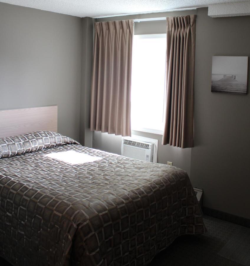 Arbour Ridge Inn & Suites Kindersley Eksteriør billede