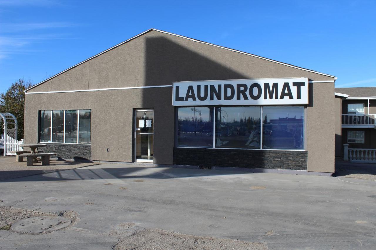 Arbour Ridge Inn & Suites Kindersley Eksteriør billede